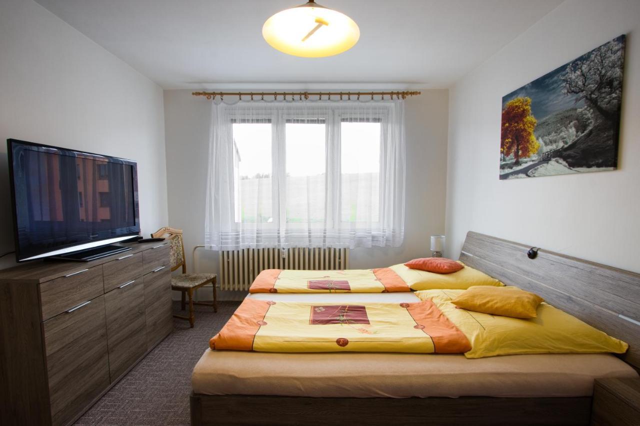 Kovářská Apartman U Klinovce מראה חיצוני תמונה